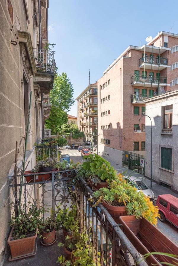 Mole Antonelliana Lovely Loft Торино Екстериор снимка
