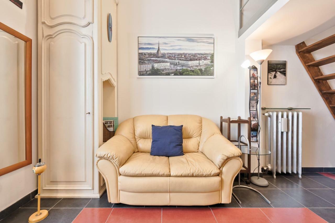 Mole Antonelliana Lovely Loft Торино Екстериор снимка