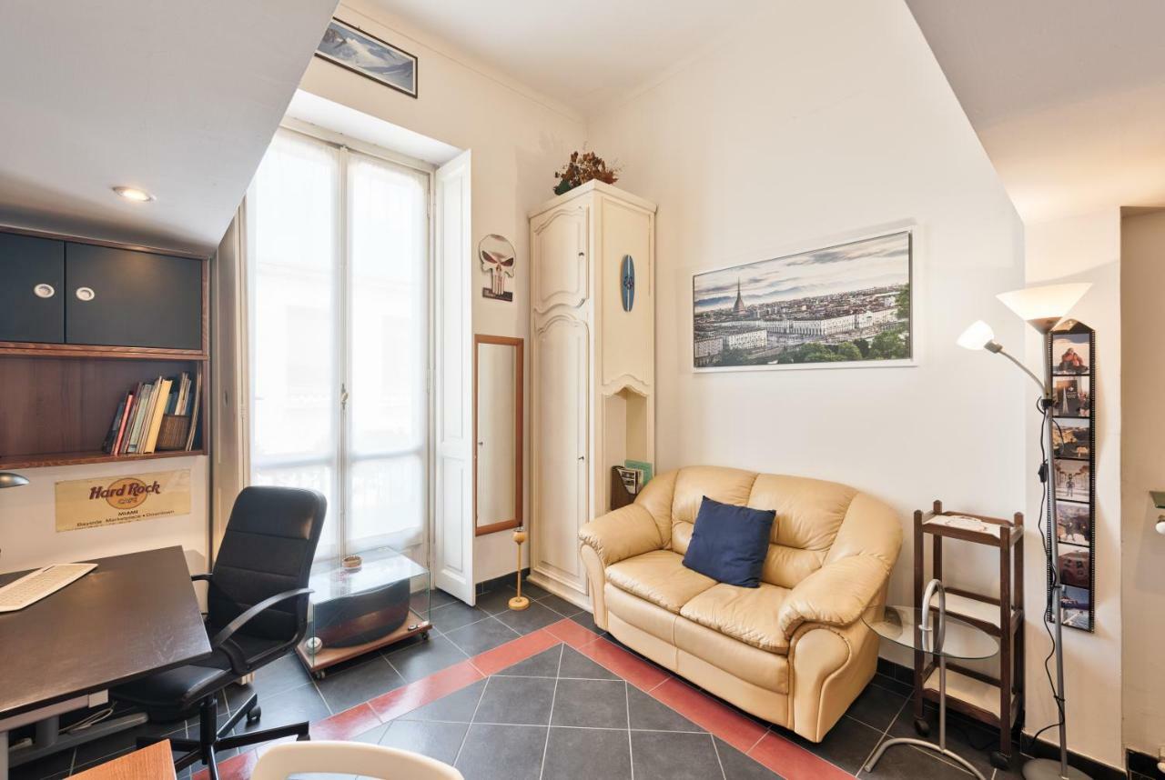 Mole Antonelliana Lovely Loft Торино Екстериор снимка